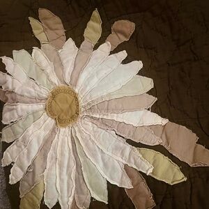 Garnet Hill Green/Brown Quilt with White and Yellow Floral Appliqué Design